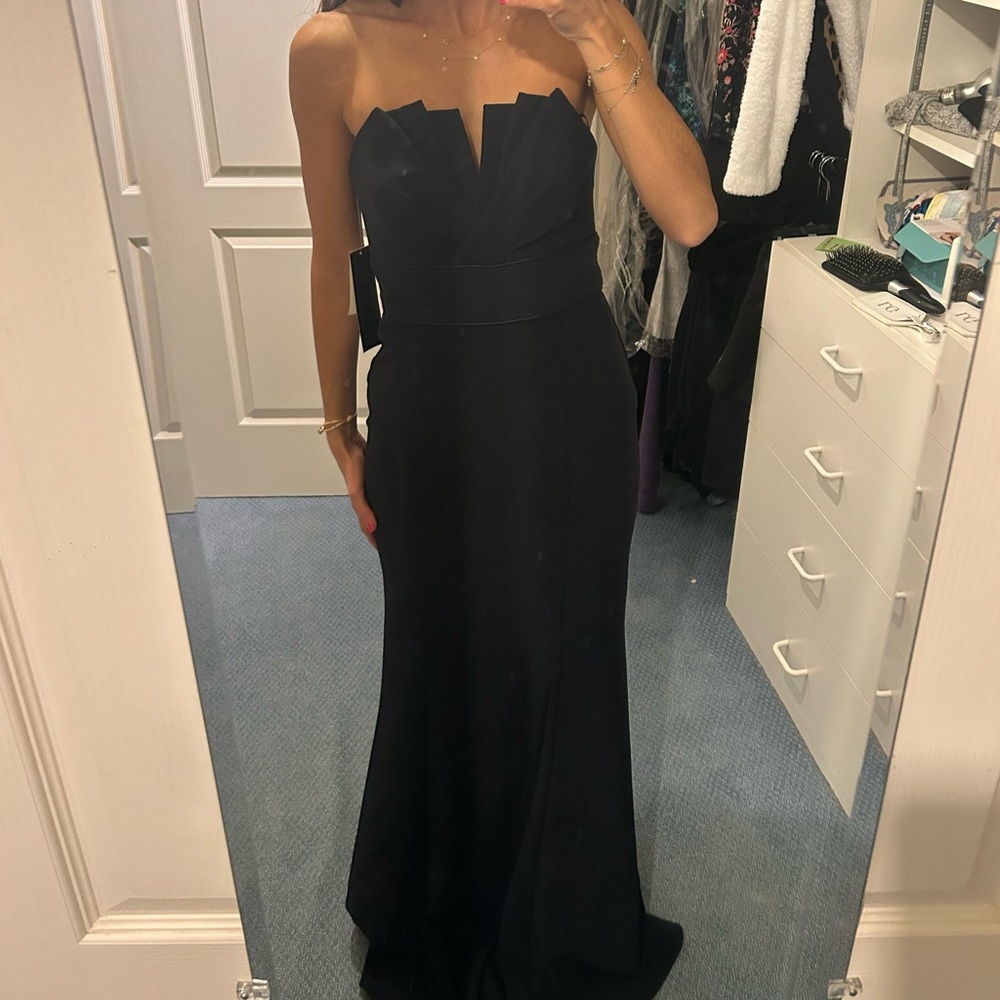 Never been worn navy blue strapless gown - Picture 2 of 3